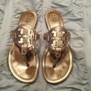 Tory Burch Millers in Spark Gold sz. 8.5